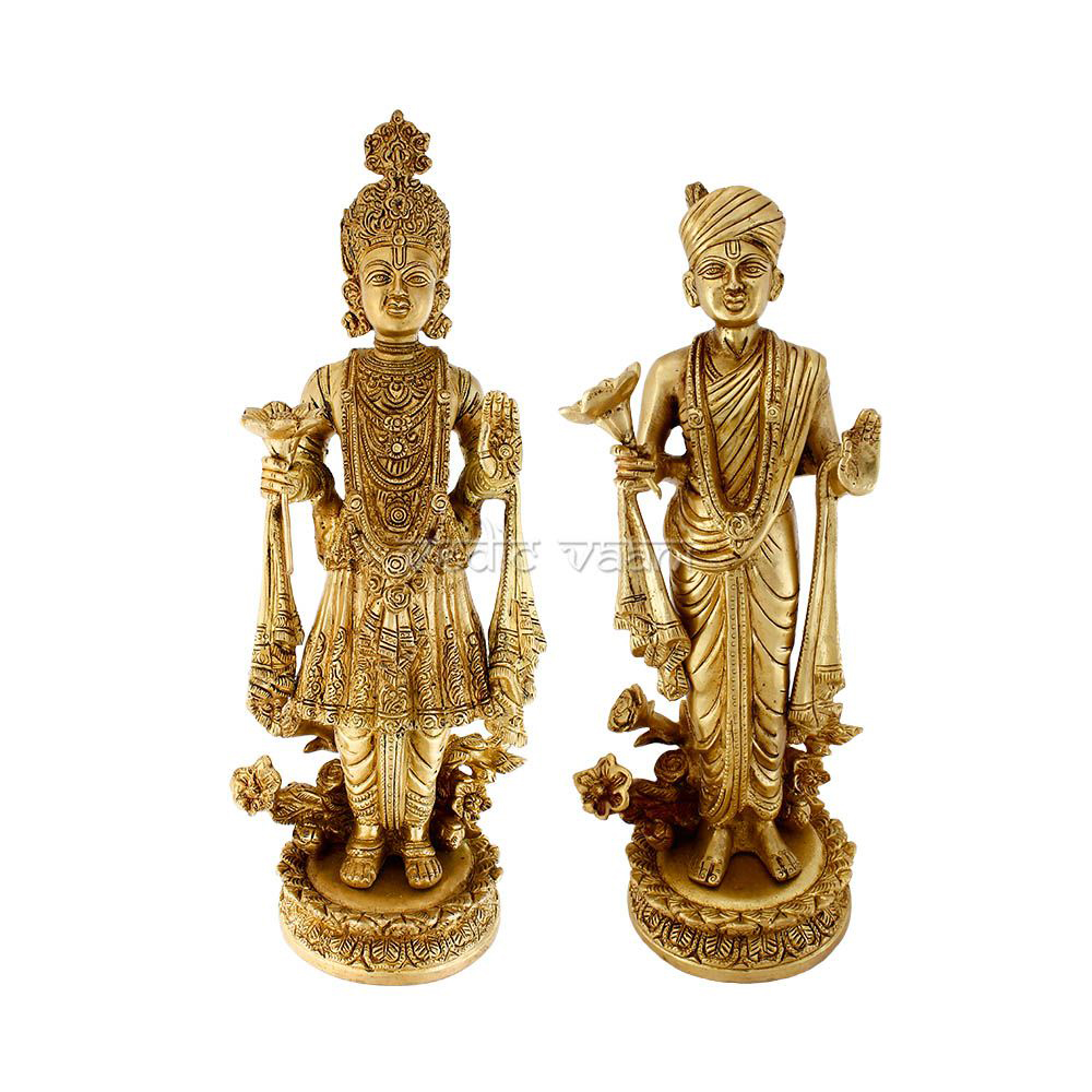 Divine Brass Statue: Bhagwan Swaminarayan & Gunatitanand Swami's
