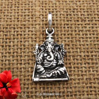 Subrahmanya Murugan Kartik Locket/Pendant in Silver Buy Online - Vedicvaani